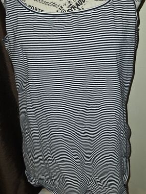 Eddie Bauer's Women's Striped Navy and White Tank Top XL
